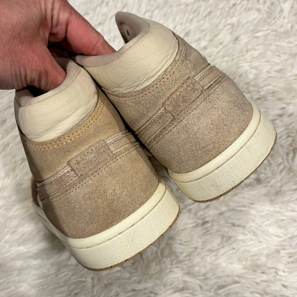 Jordan Air Jordan 1 Mid SE 